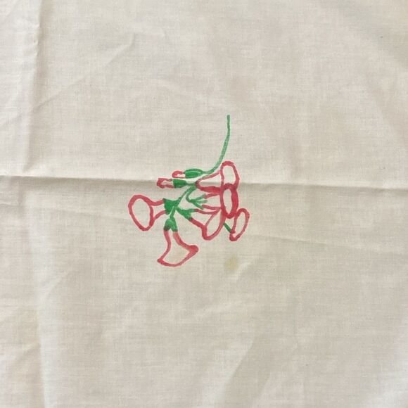 Vintage Floral Painting Table Runner Size 40”x40” - Picture 12 of 16